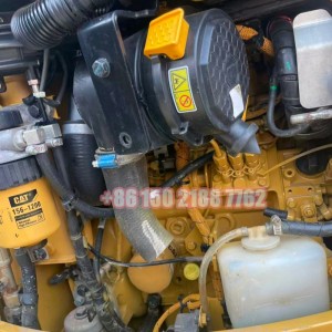 CAT® 302 CR Mini Hydraulic Excavator | With Blade/Hammer/Extendable Chassis| Shanghai KASTO