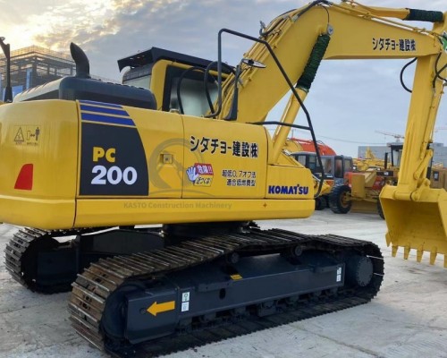 Know more about Komatsu pc200-7