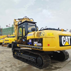 CAT320