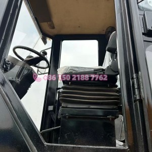 CAT Caterpillar CS683E Vibratory Soil Compactor 18.8-Ton Heavy-Duty Compactor for Sale