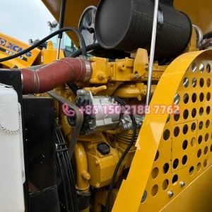CAT Caterpillar CS683E Vibratory Soil Compactor 18.8-Ton Heavy-Duty Compactor for Sale