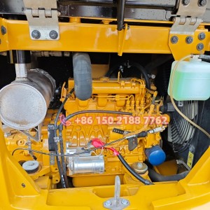 Original Used Mini Excavadora Caterpillar 305.5E2 5.5TON Mini Digger with Blad for Sale