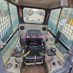 Used Original XCMG XC7-SR07B Skid Steer Loader with Road Cleaning Sweeper For Sale