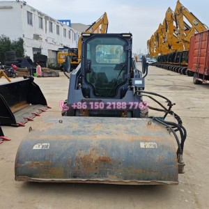 Used Original XCMG XC7-SR07B Skid Steer Loader with Road Cleaning Sweeper For Sale